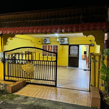 Nor Rahmah Homestay Banting Banting  Exterior photo